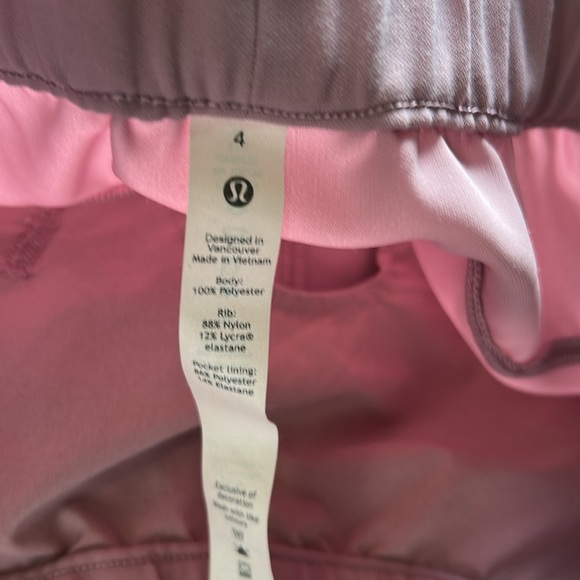 Lululemon On The Fly Jogger Wrinkle Free Pockets Mid Rise Drawstring Sz 4 - Picture 9 of 11